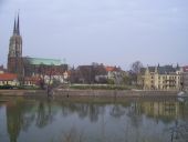 Vorschau: ehemalige Dominsel mit Domkirche in Breslau, im Vordergrund die Oder